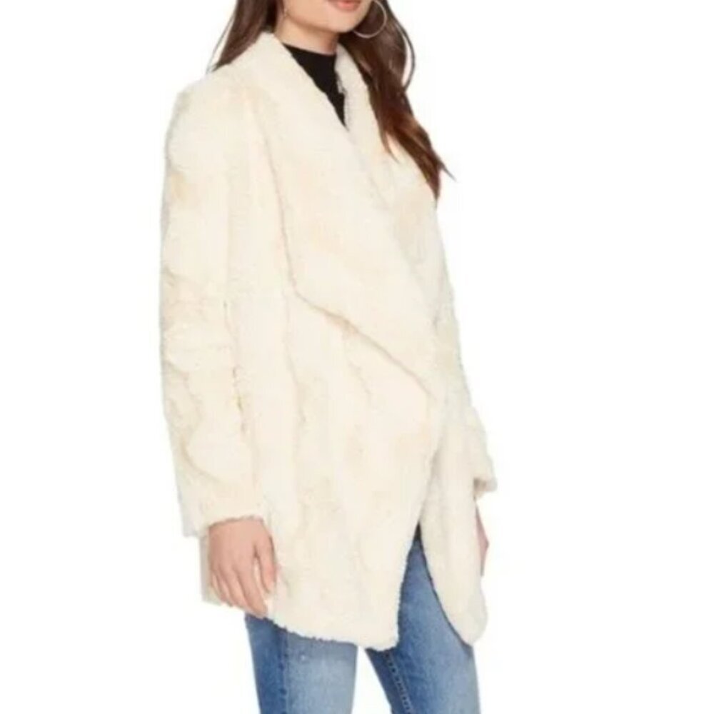 JACK BY BB DAKOTA TEDDY Faux Fur Jacket, size XS - Picture 3 of 3